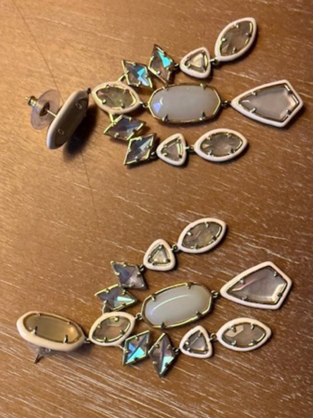 KENDRA SCOTT GRETA STATEMENT EARRINGS